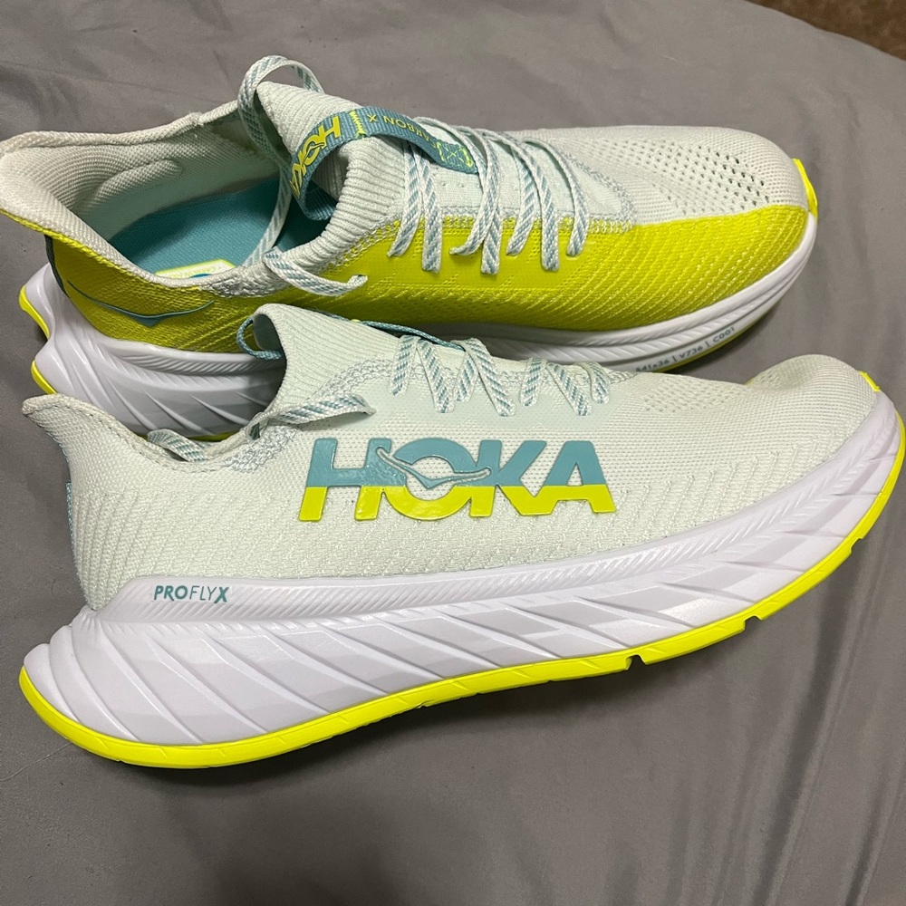 HOKA One - Carbon X3